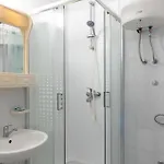 Gorgeous Apartment In Omis With Wifi *