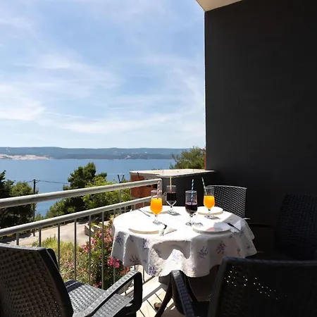 Amazing In With House Sea View *
