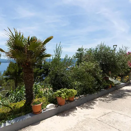 Amazing In With House Sea View