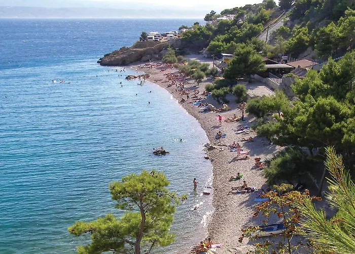 1 Bedroom Beautiful In